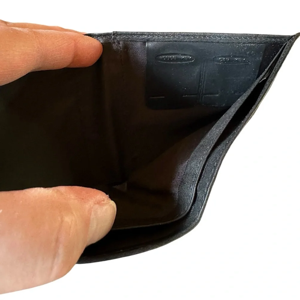 Men’s Black Buxton Bifold Genuine Cowhide Leather Wallet